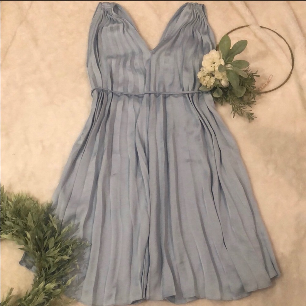 A:glow maternity dress